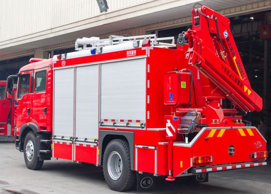 شاحنة إطفاء خاصة Sinotruk HOWO مع معدات الإنقاذ