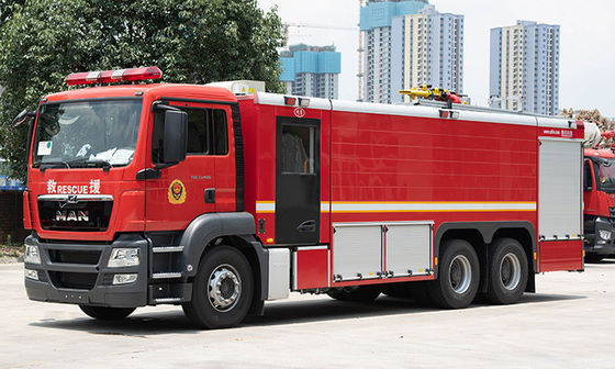 محرك إطفاء مان للخدمة الشاقة بسعة 4200 جالون من الماء و 6 رجال إطفاء