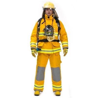 ملابس رجال الاطفاء وبدلات رجال الاطفاء لمكافحة الحرائق